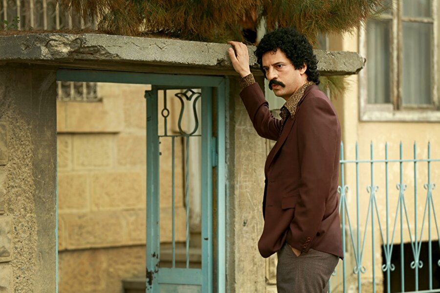 Müslüm Gürses'in hayatını anlatan Müslüm filmi, on günde toplam 2 milyon 165 bin 341 seyirciye ulaşmayı başardı.