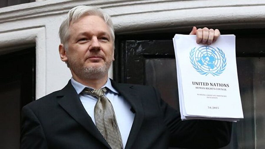 WikiLeaks'in kurucuların Julian Assange 6 yıldır Ekvador Büyükelçiliğinde yaşıyor.