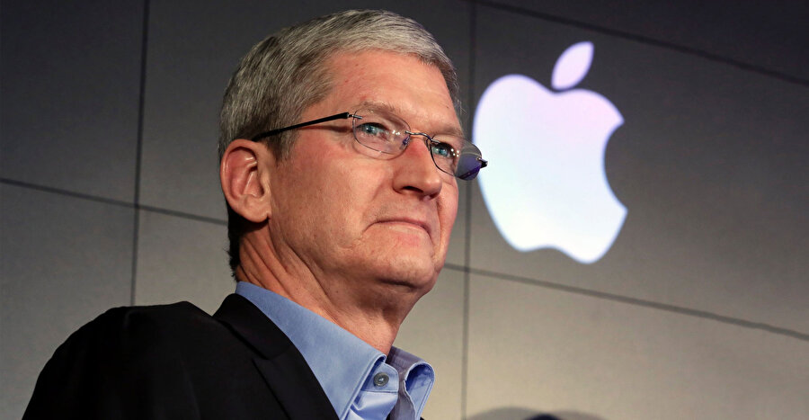 Apple CEO’su Tim Cook, verdiği ve vermediği kararlarla eleştiriliyor. 