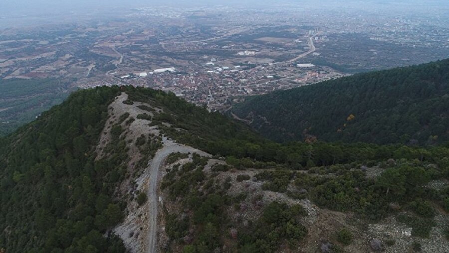 Uçağın Denizli'deki Başkarcı Dağı’na düştüğü tespit edildi