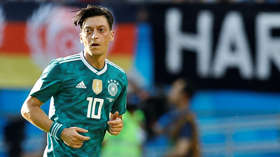 Arşiv: Mesut Özil
