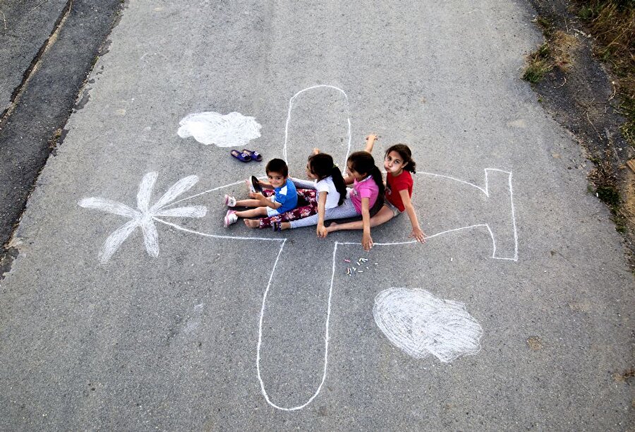 Hiçbir şey, insanın hayal gücü kadar hür değildir