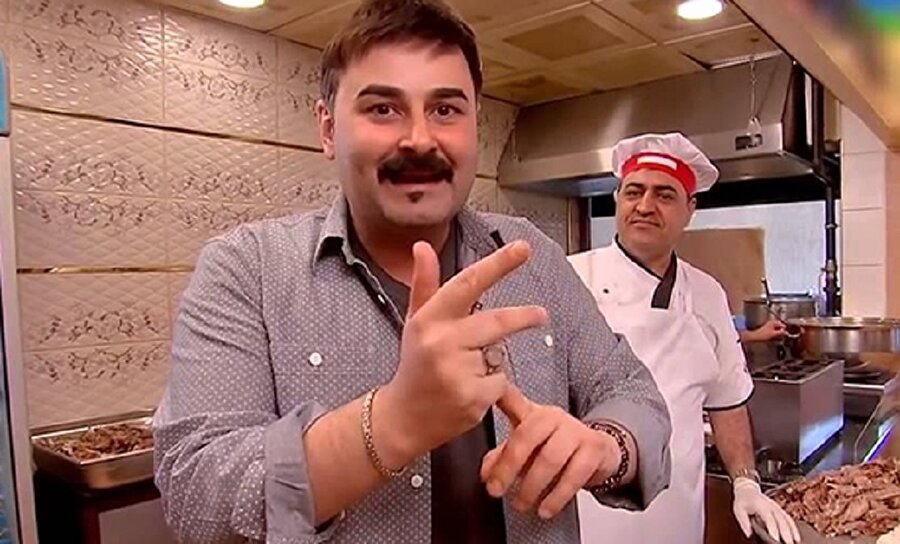 'Maceracı' programıyla ün kazanan Murat Yeni, FETÖ'den gözaltına alındı.