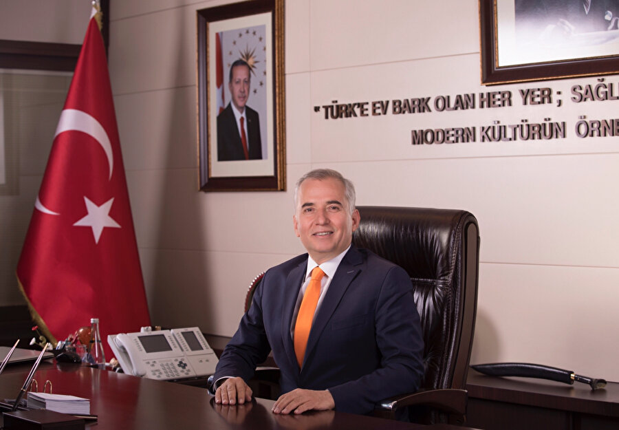 Denizli Büyükşehir Belediye Başkanı 

                                    Osman Zolan 
                                