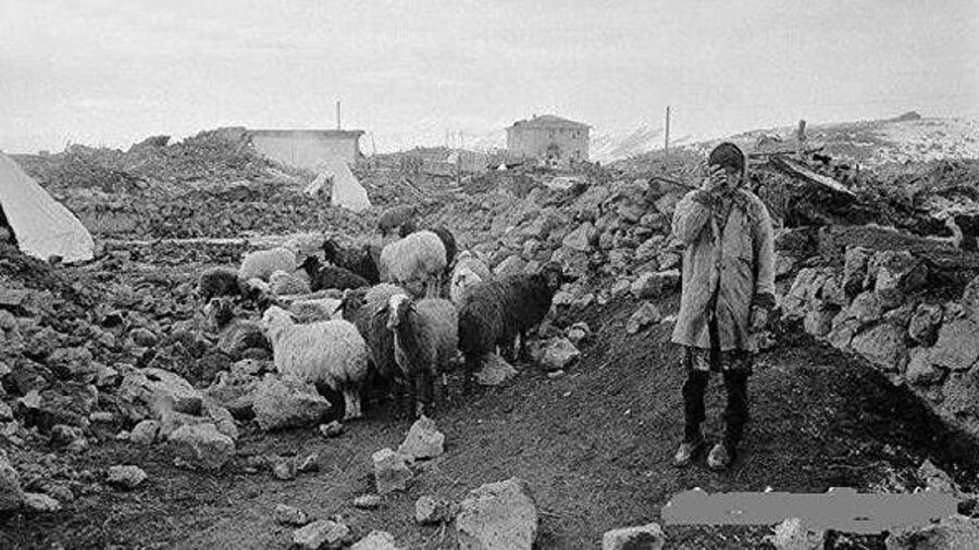 24 Kasım 1976: Van'da 7.0 büyüklüğünde deprem oldu