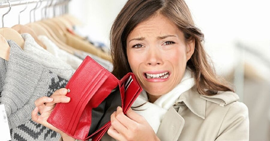 İndirim dönemleri, kampanyalar derken maddi kriz çoktan kapınıza dayanmış olmalı. 