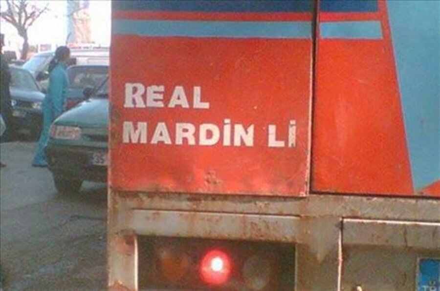 Kamyon arkası kelime şakaları