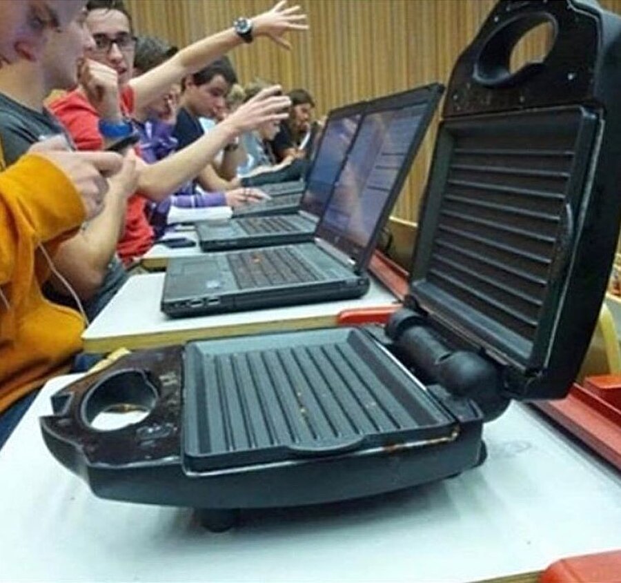 ​5. saniyede anca fark ettim