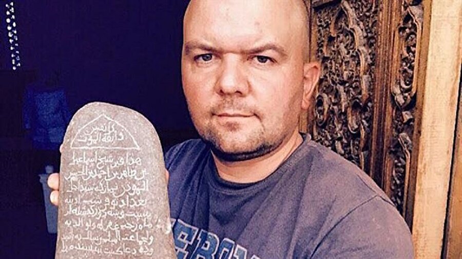 “Kudüs, gök ile yerin arasındaki zarın en inceldiği noktadır” diyen usta isim, Arzın Kapısı Kudüs’ün de yazarıdır.
