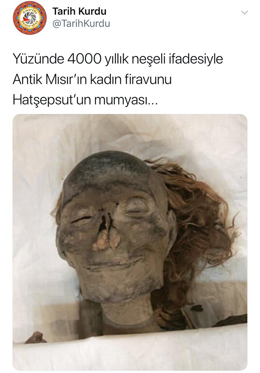 4000 yıl gülümseyecek kadar ne yaşadı acaba?