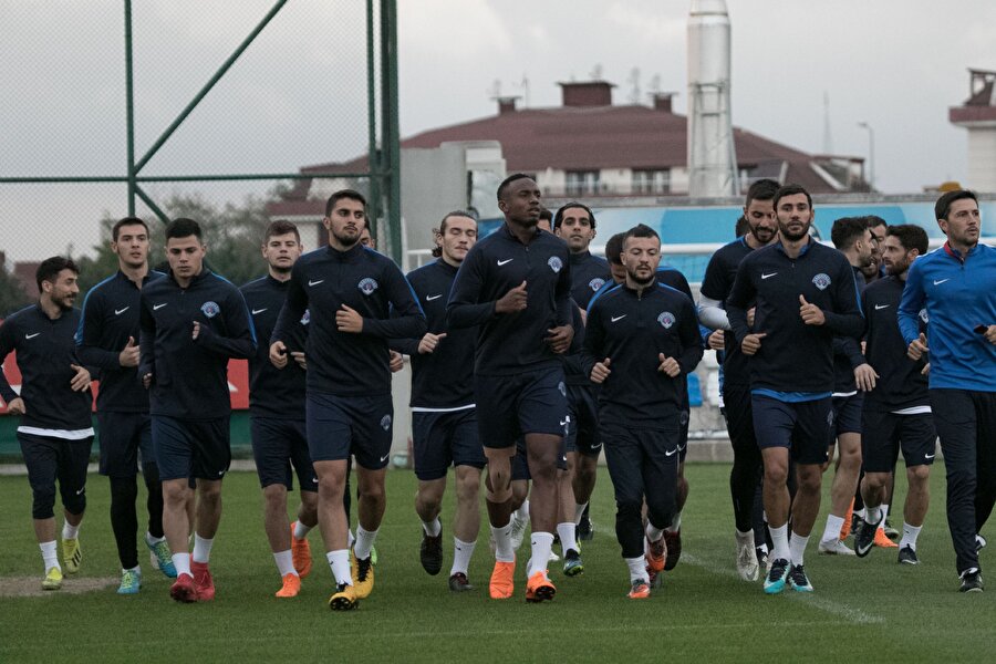 Arşiv: Kasımpaşa'da futbolcular takım halinde düş koşu yapıyor...