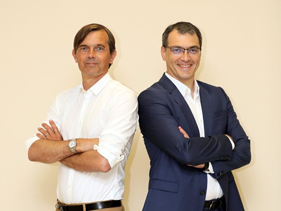 Phillip Cocu ve Damien Comolli'nin ilk günlerinden bir fotoğraf.