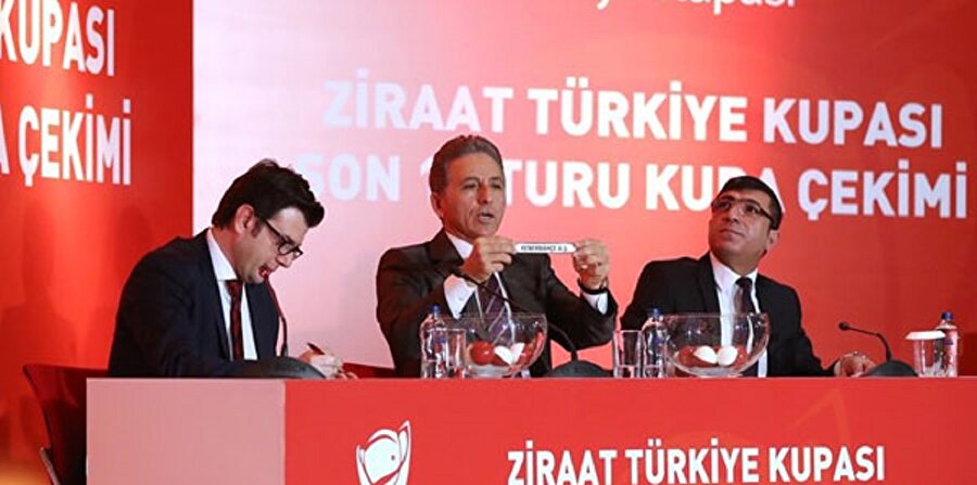 Türkiye Kupası'nda son 16 turu eşleşmeleri gerçekleştirilen kura çekimi sonrası belli oldu.