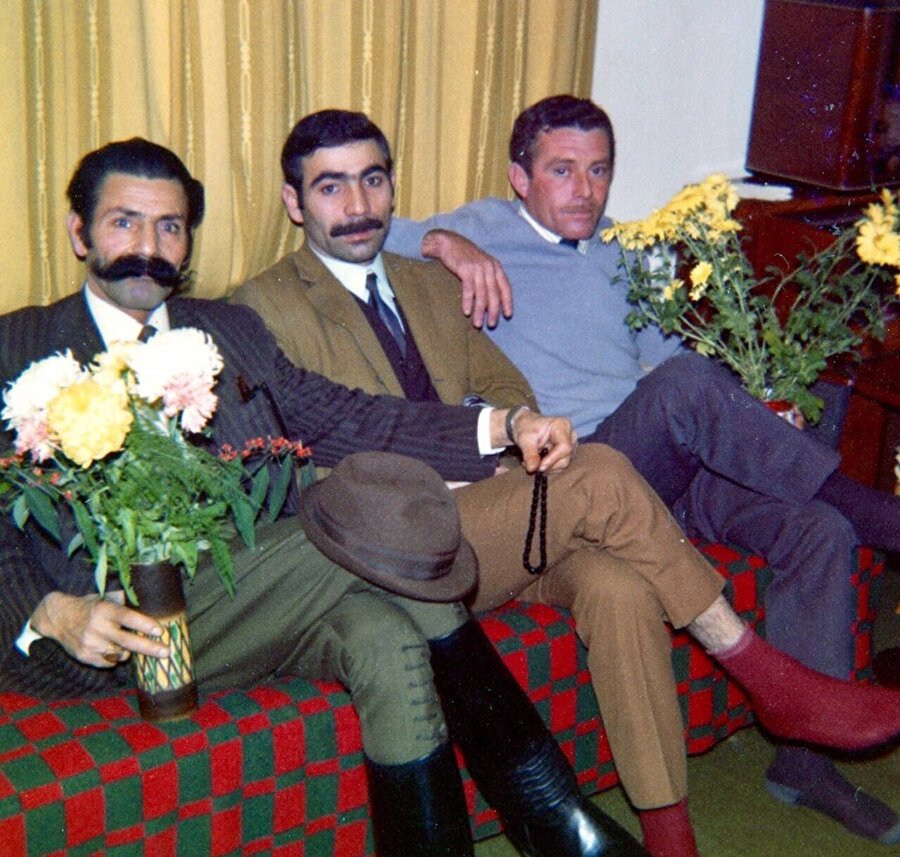 Pala Remzi sen misin?​