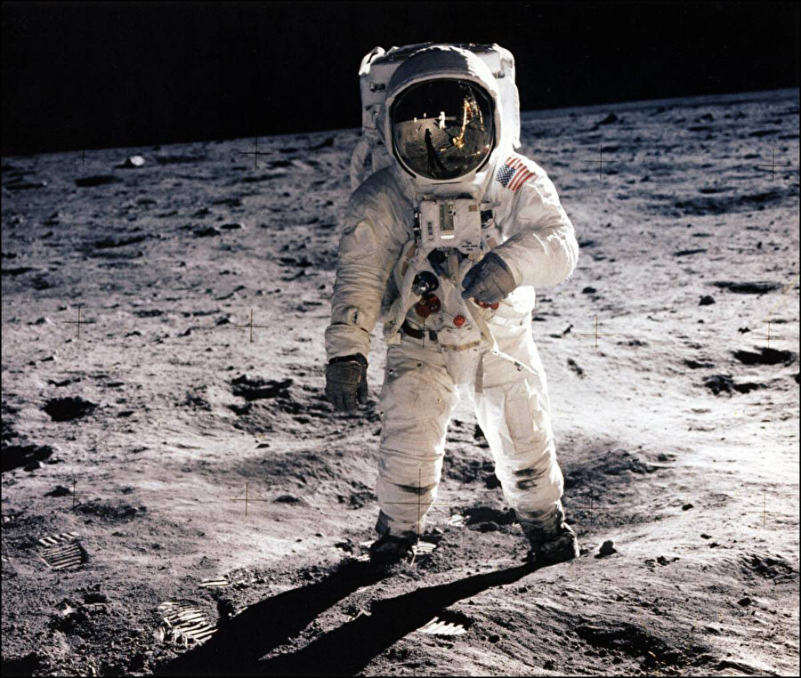Apollo 11'in Aya İnişi