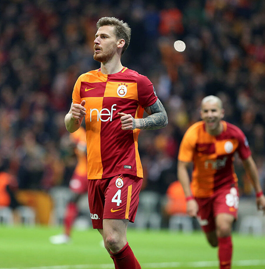 28 yaşındaki Serdar Aziz bu sezon çıktığı 15 maçta 2 gol kaydetti.