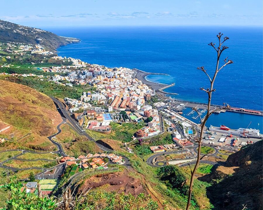 Kanarya Adaları, İspanya