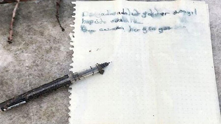 Hüsnü Can Ç’nin mezarlığa not bıraktığı öğrenildi.