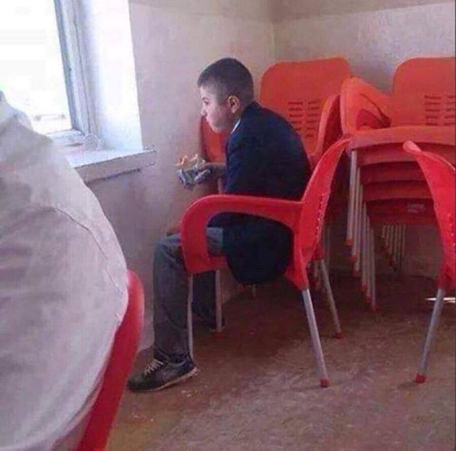 Arkadaşlarım izin yaparken ben çalışıyorum​