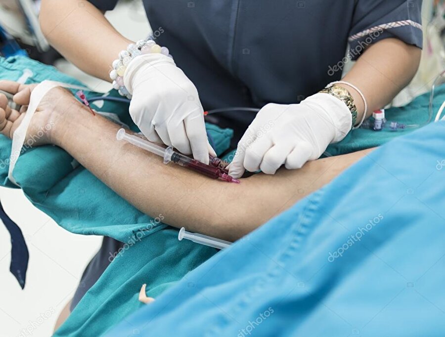 Anestezi uzmanı
Ortalama maaş: 208,000 Dolarİşsizlik Oranı: 0.5