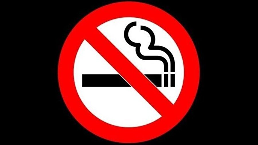 19 Temmuz
Kapsamı genişletilen sigara yasağı yürürlüğe girdi. Düzenlemenin yürürlüğe girmesiyle eğlence hizmeti verilen işletmeler ve lokantalar dahil kamu ve özel hukuk kişilerine ait tüm binaların kapalı alanlarında tütün ürünleri tüketimi yasaklandı. 