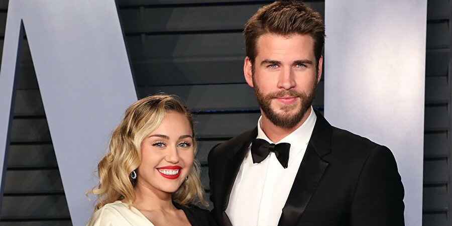 Miley Cyrus ile Liam Hemsworth.