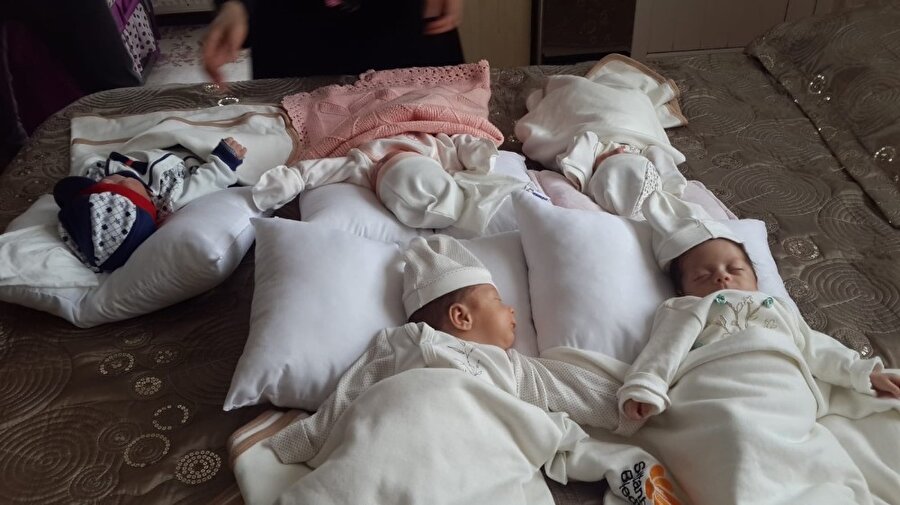 Beşizler, kuvözde geçen 45 günün ardından evlerine döndü.