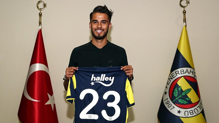 Diego Reyes, sezonun geri kalanında İspanya'da forma giyecek.