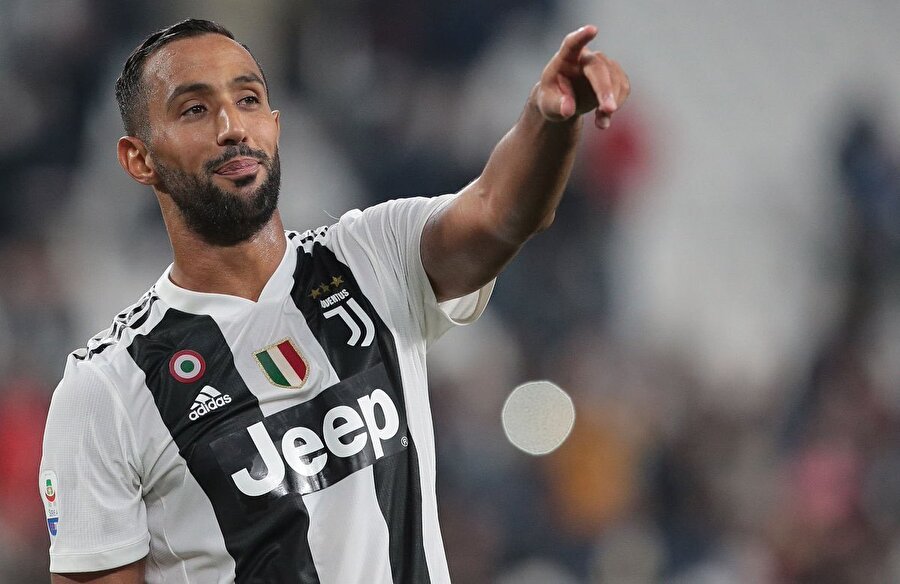 Faslı yıldız Medhi Benatia, Katar'ın yolunu tuttu.