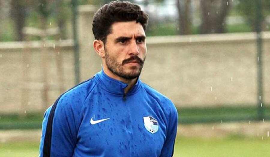 Özer Hurmacı son olarak BB Erzurumspor'da forma giymişti.