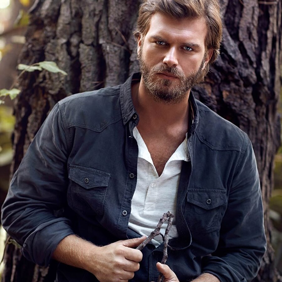 Kıvanç Tatlıtuğ.