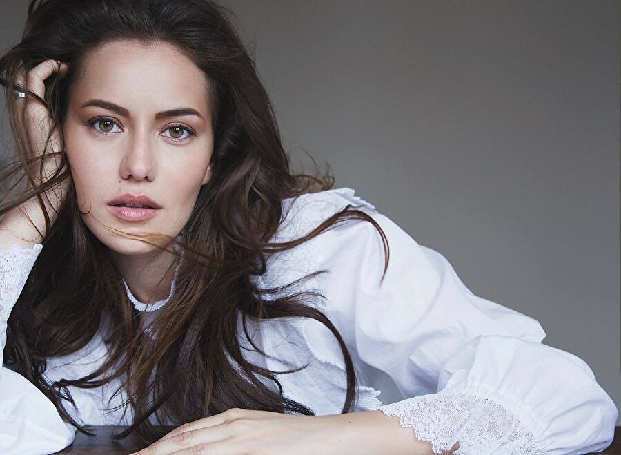 Fahriye Evcen.