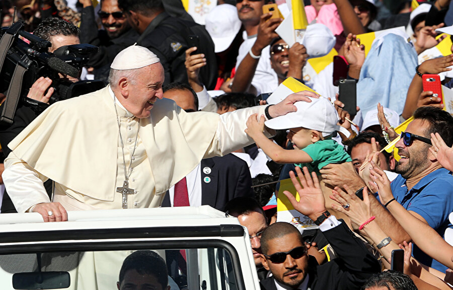 Katoliklerin ruhani lideri Papa Franciscus