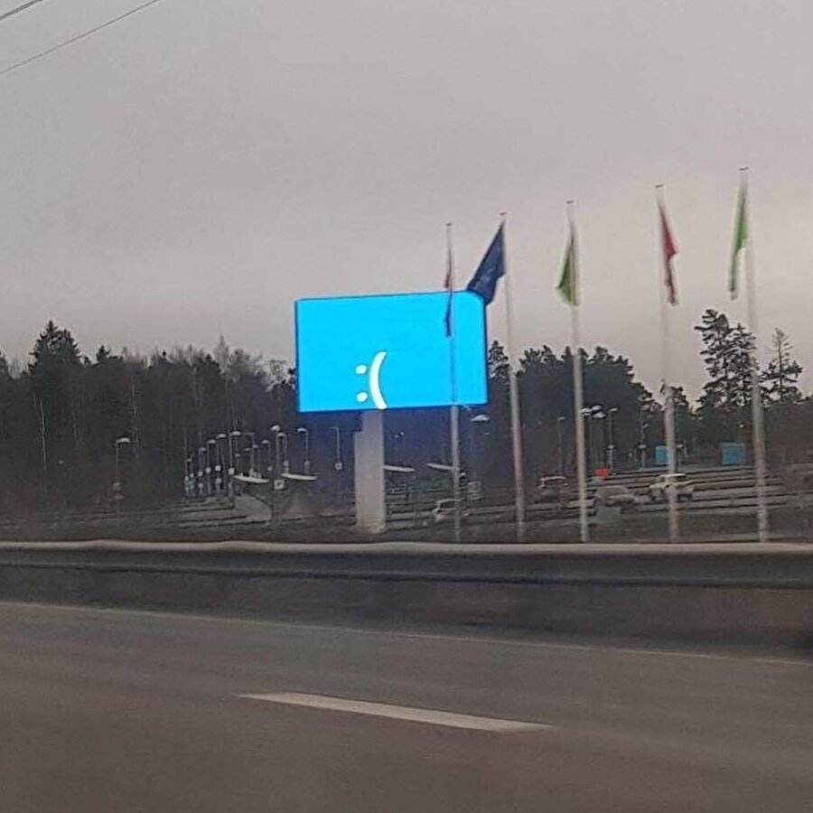 Kim üzdü bu panoyu?