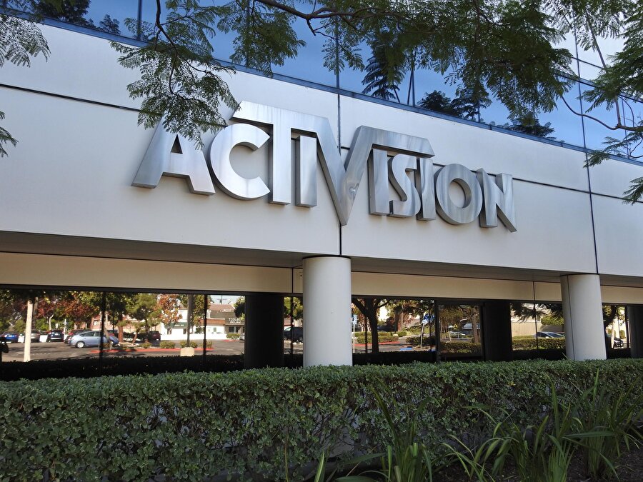 Activision. 