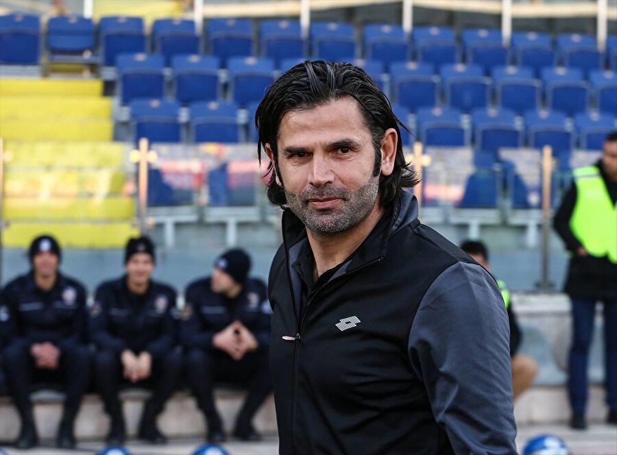 İbrahim Üzülmez, son olarak Çaykur Rizespor'u çalıştırmıştı.