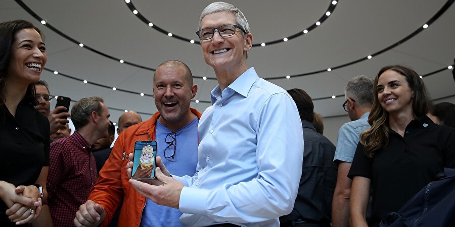 Tim Cook