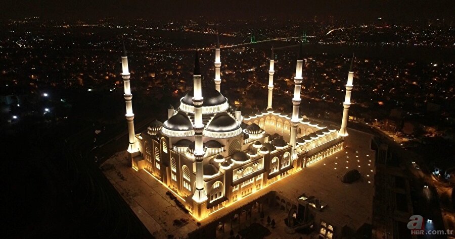 Çamlıca Camii Regaib kandilinde açılıyor.