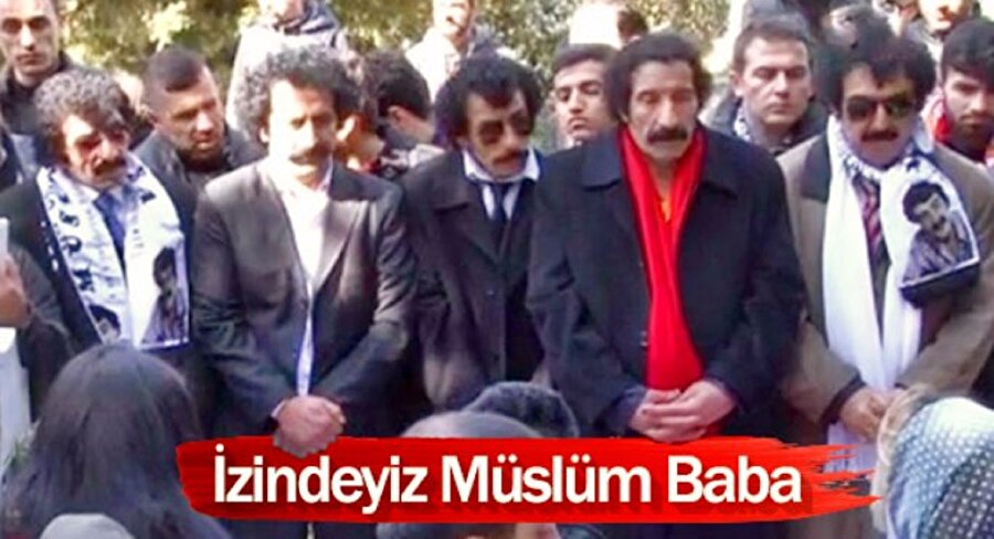 ​Müslüm Gürses'e benzeyen adama benzemeyen adamlar