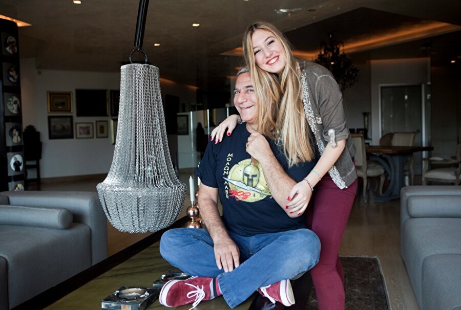 Mehmet Ali Erbil ve kızı Yasmin Erbil.