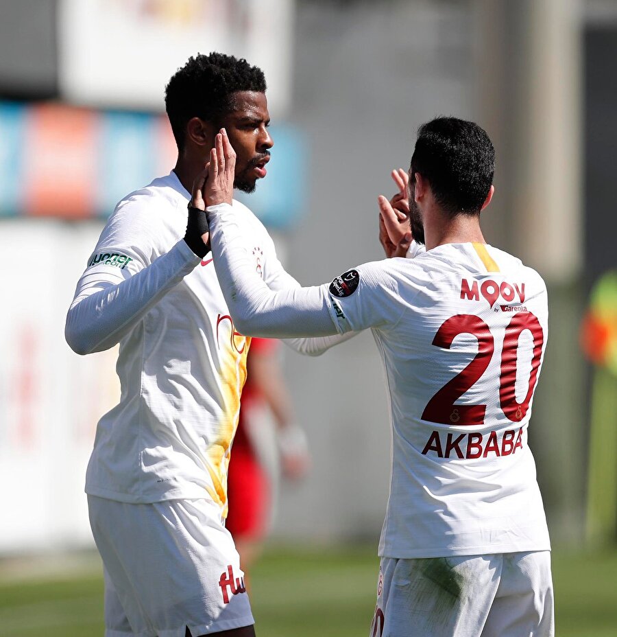 Galatasaray, hazırlık maçında Ümraniyespor ile karşı karşıya geldi.