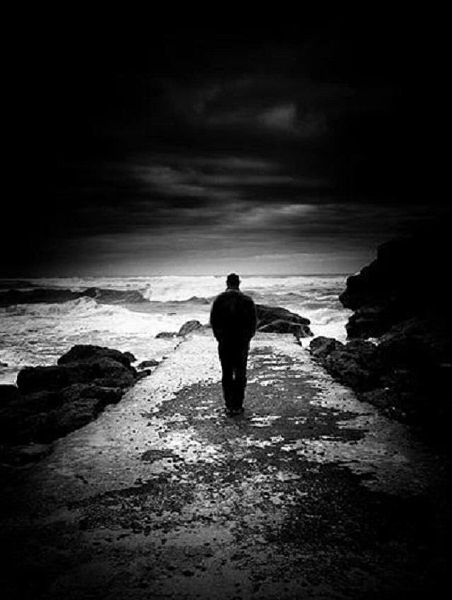 A’mâk-ı Hayâl, temelde Raci’nin hem reel yaşamında hem de ruh dünyasında yeni bir dönemin başlamasının öyküsü olarak görülebilir.