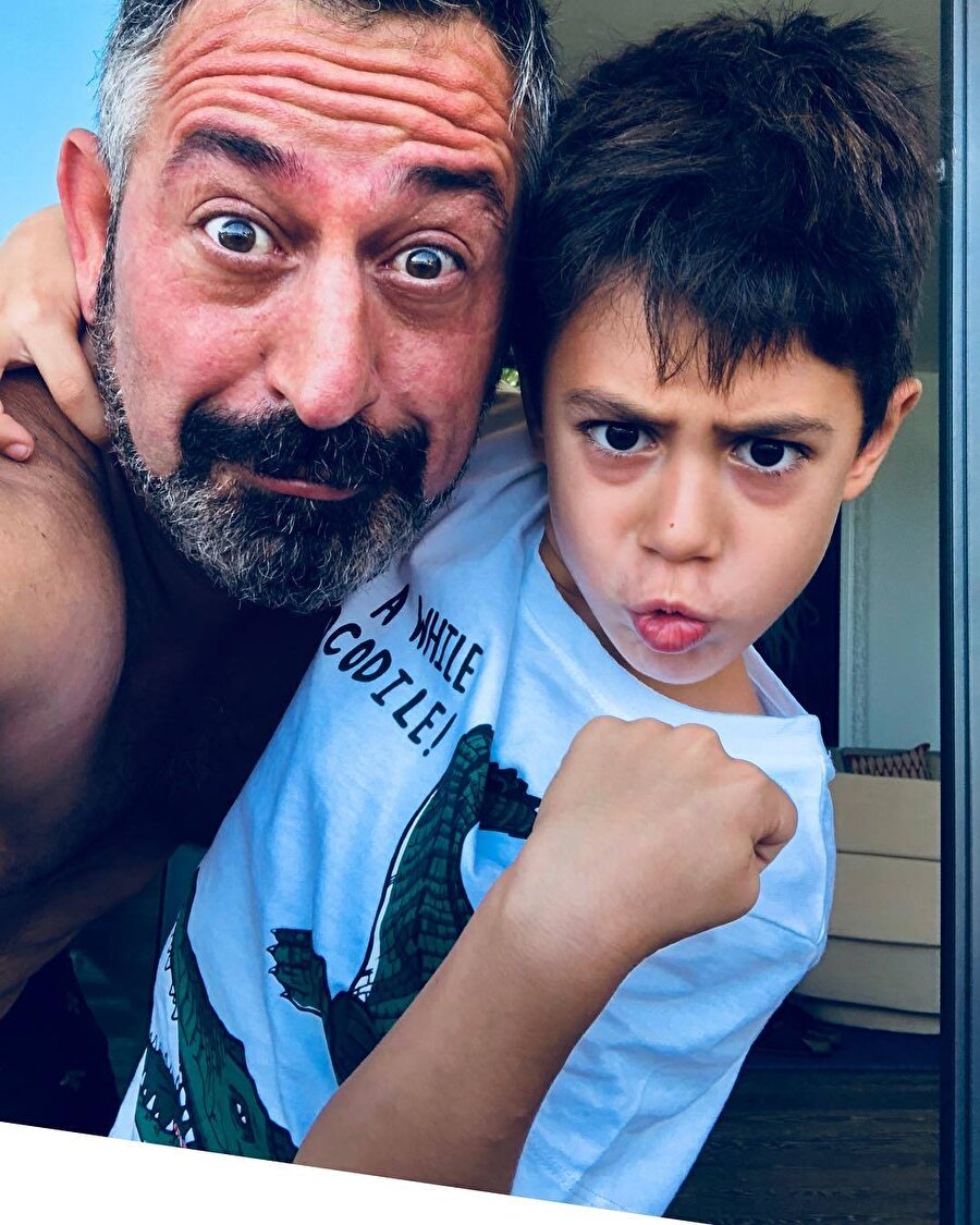 Cem Yılmaz ve oğlu Kemal Yılmaz.