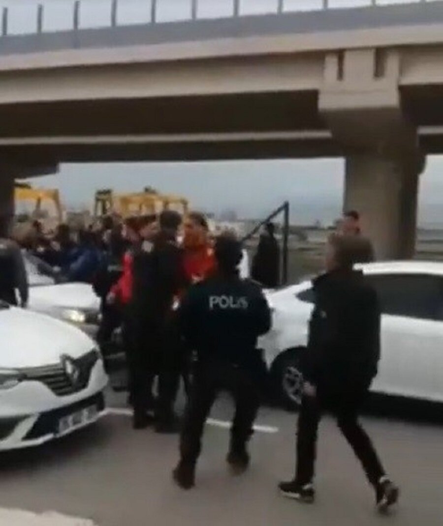 Yaşananlar anbean kameralara kaydedildi.