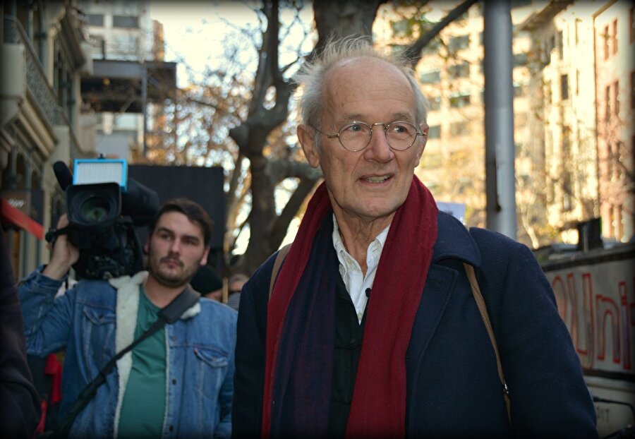 John Shipton Avustralya'nın, oğlu Assange için adım atması gerektiğini açıkladı.