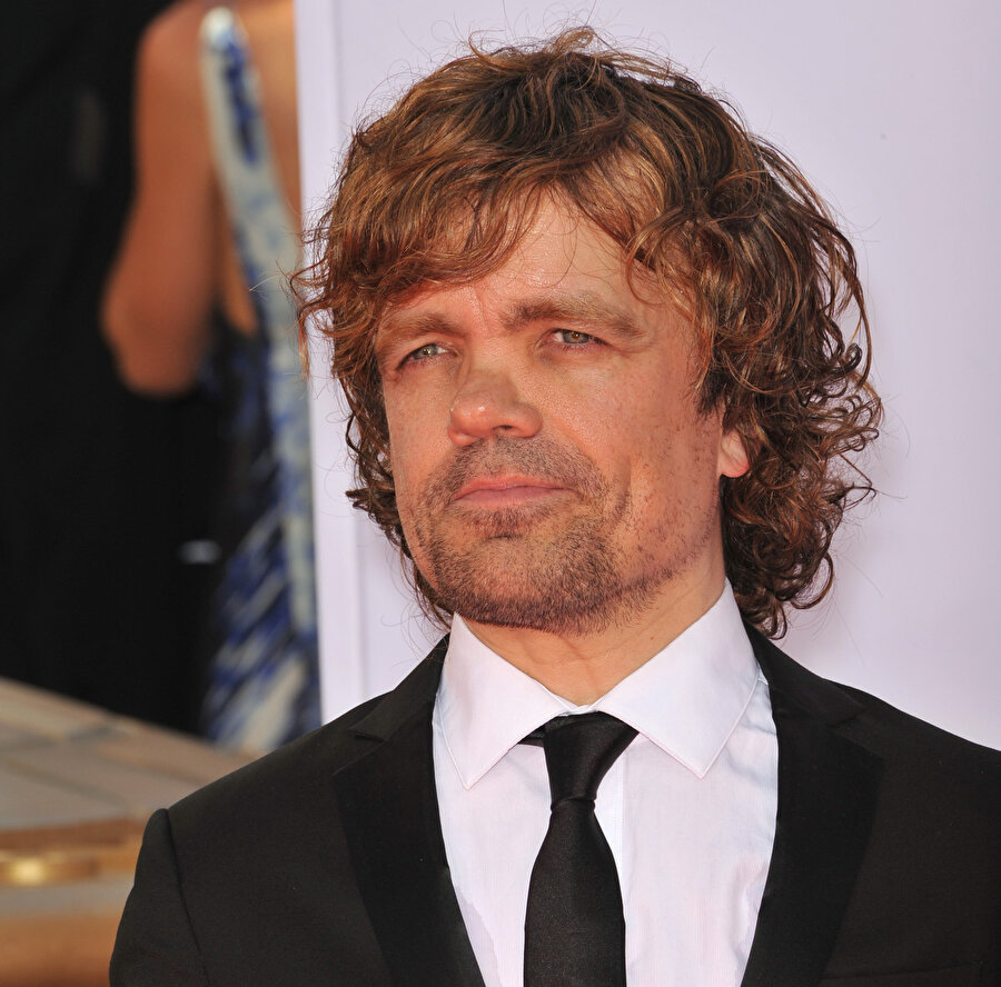 
                                    Başarılı oyuncu Peter Dinklage, diğer oyuncular gibi 500 bin dolar kazanıyor. 
                                