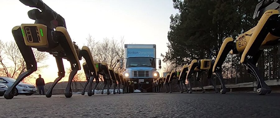 Boston Dynamics Spot Mini
