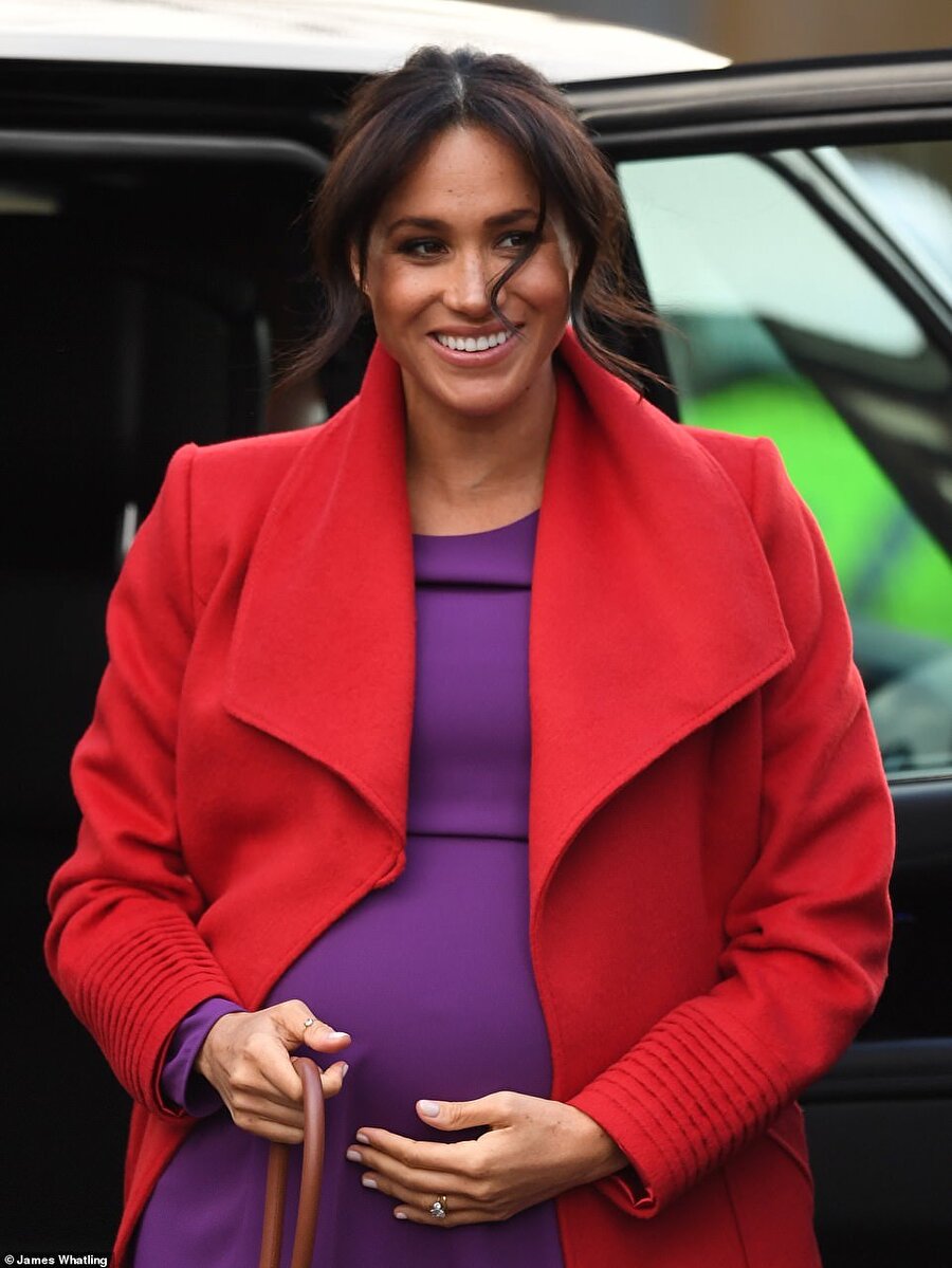 Meghan Markle, ilk çocuğuna hamile.
