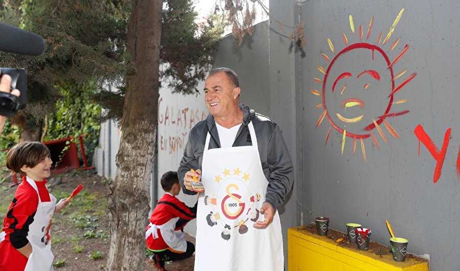 ​Fatih Terim eğleniyor