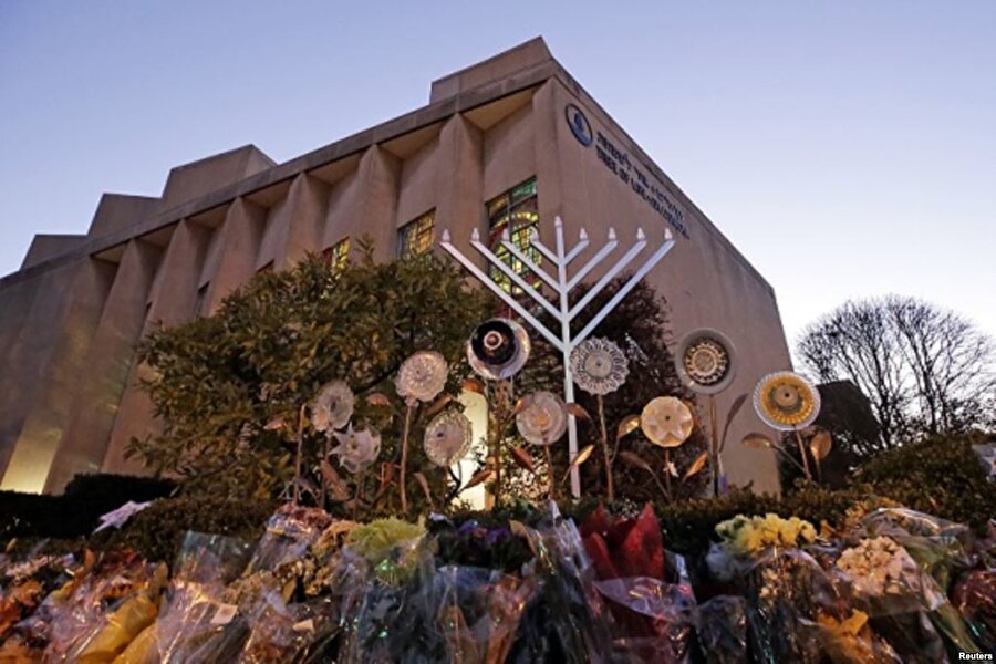  27 Ekim 2018- Sinagog saldırısı

                                    ABD'nin Pennsylvania eyaletinde, Pittsbugh kentindeki Hayat Ağacı Cemaati (Tree of Life Congregation) sinagogunda silahlı bir kişinin saldırısı sonucu 11 kişi öldü, altı kişi yaralandı.
                                